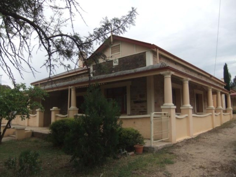 119 Old Adelaide Road, Kapunda SA 5373