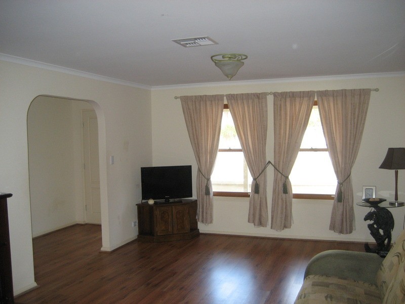 4 Rowett Street, Kapunda SA 5373