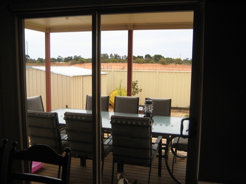 12 Schick Street, Loxton SA 5333