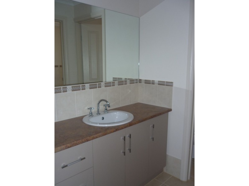 27 Hanley Street, Whyalla Norrie, Whyalla SA 5600