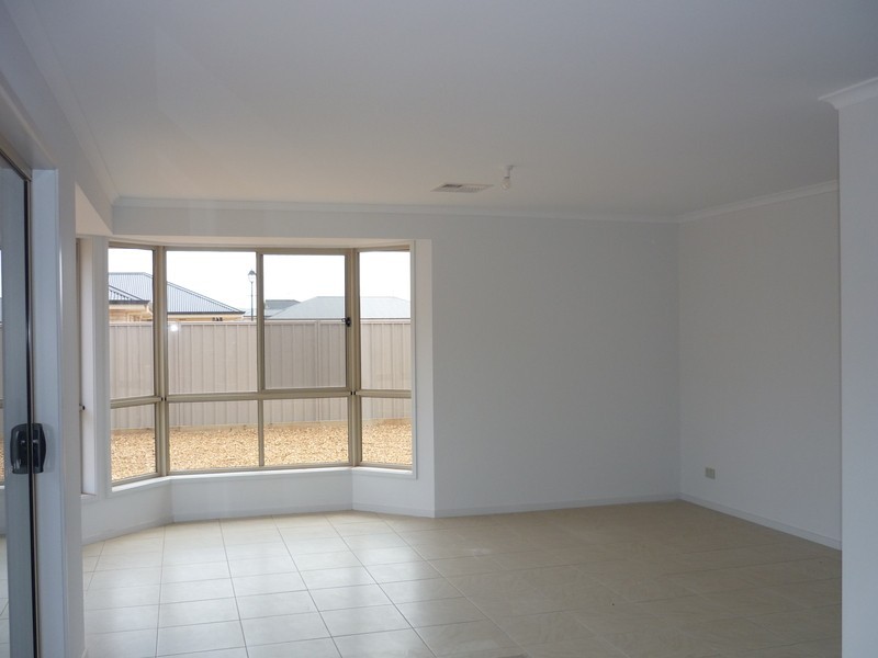 24 Jensen Avenue, Whyalla Jenkins, Whyalla SA 5600