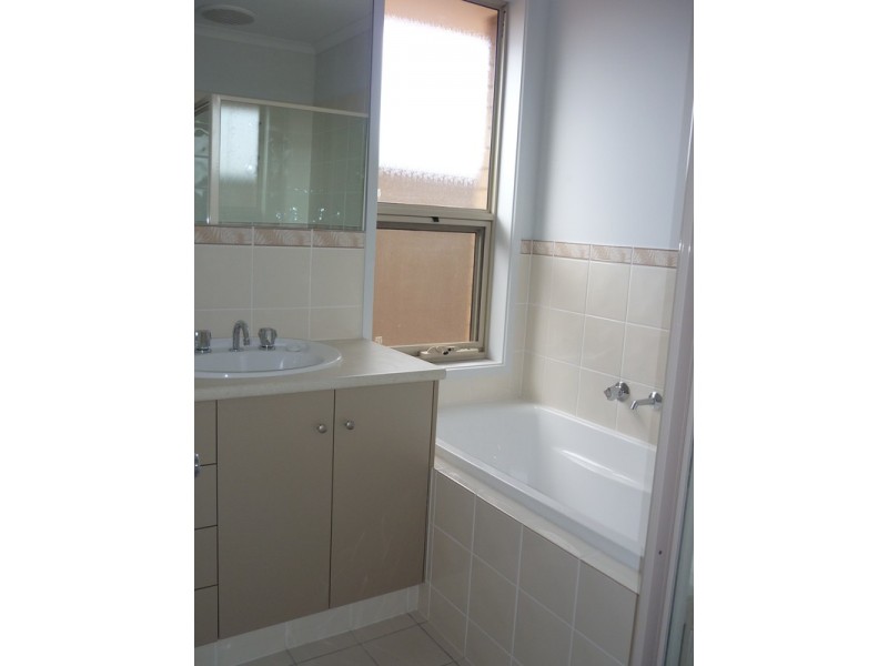 24 Jensen Avenue, Whyalla Jenkins, Whyalla SA 5600