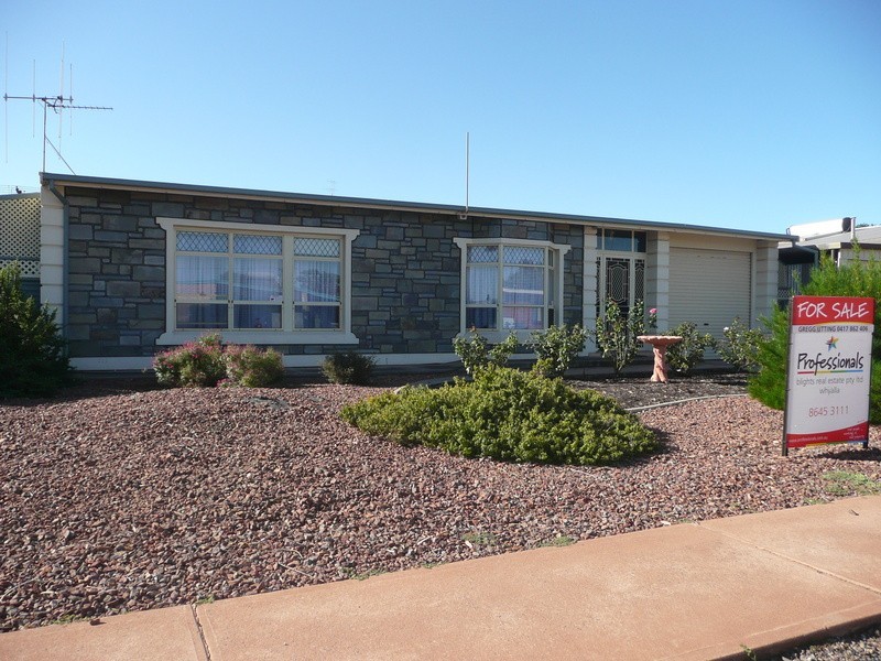 28 Davison Street, Whyalla Norrie SA 5608