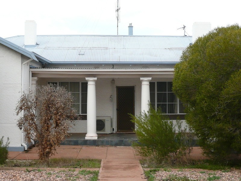 2/90 Playford Avenue, Whyalla SA 5600