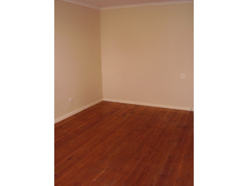 8 Moores Street, Wyalla Stuart, Whyalla SA 5600