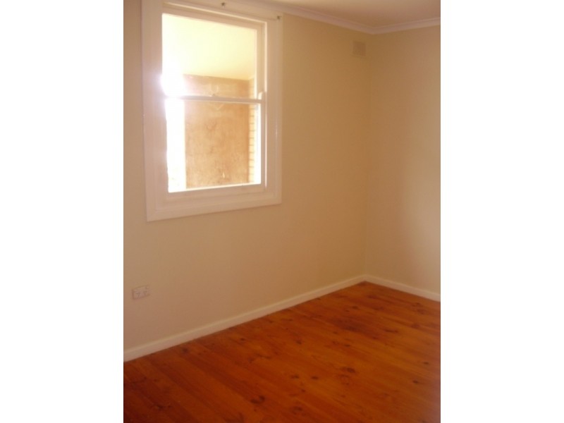 8 Moores Street, Wyalla Stuart, Whyalla SA 5600