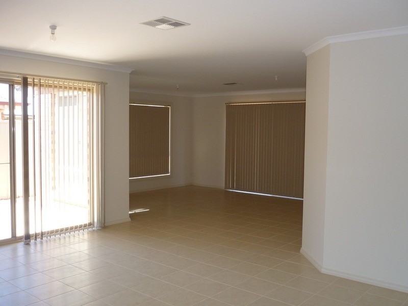27 Hanley Street, Whyalla Norrie, Whyalla SA 5600