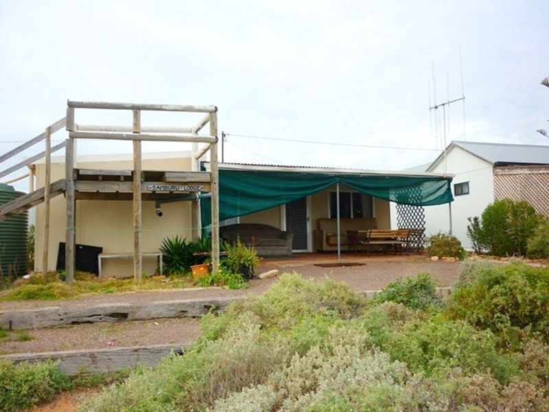 8 Eremophila Cove, Point Lowly SA 5600