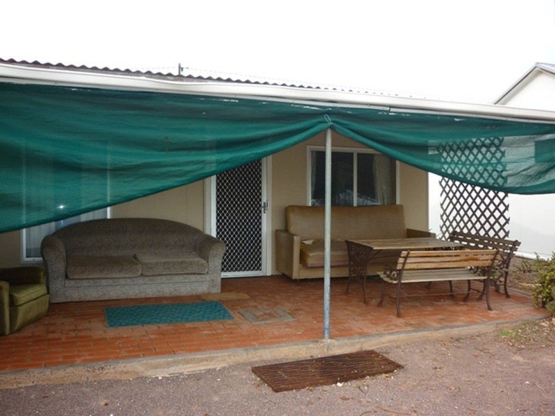8 Eremophila Cove, Point Lowly SA 5600