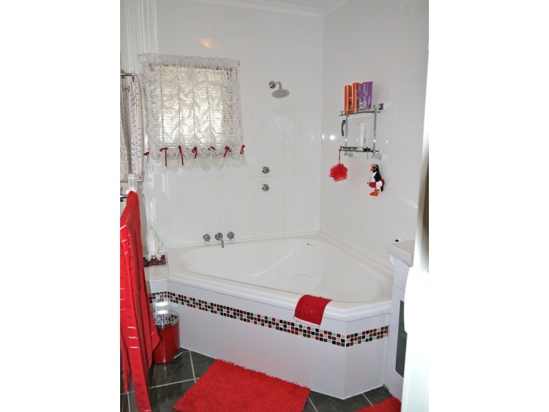 142 Cartledge Ave, Whyalla Stuart, Whyalla SA 5600