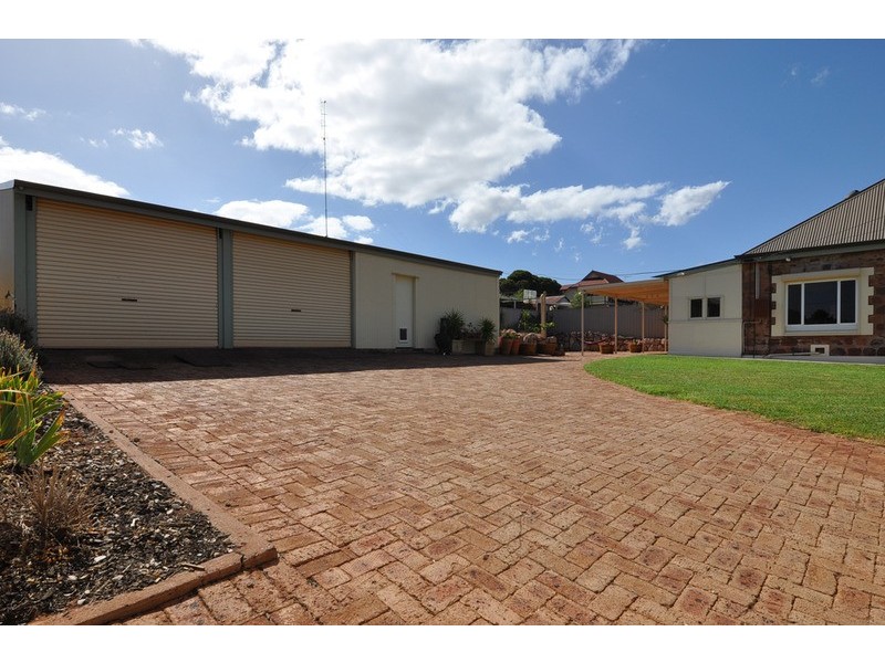 6 Broadbent Terrace, Whyalla SA 5600