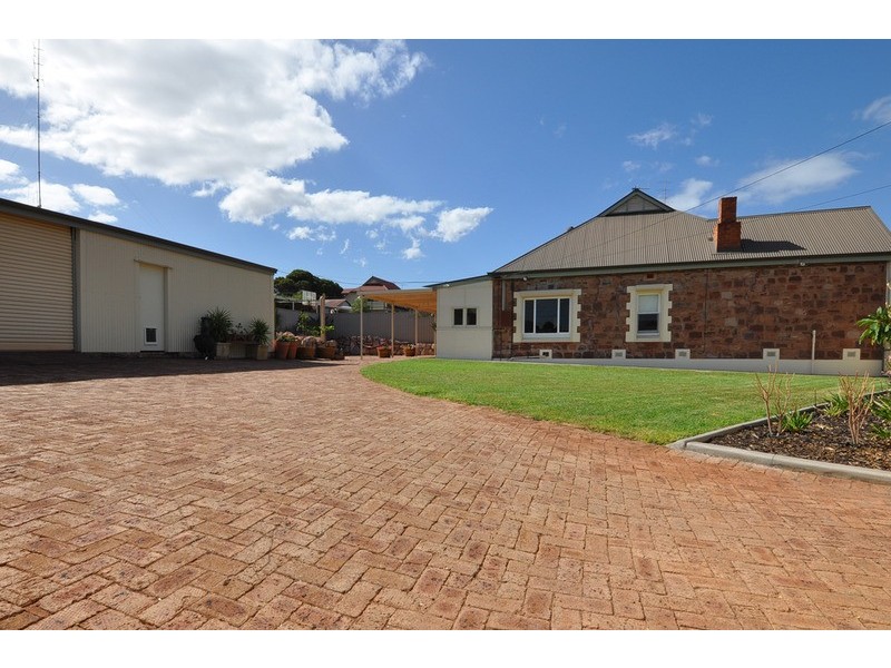 6 Broadbent Terrace, Whyalla SA 5600
