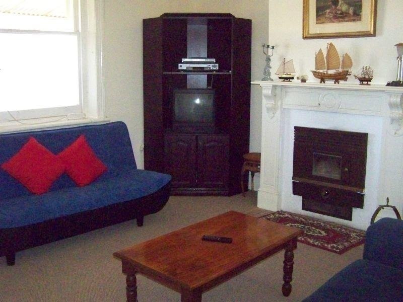 2/10 Mackay Street, Port Broughton SA 5522