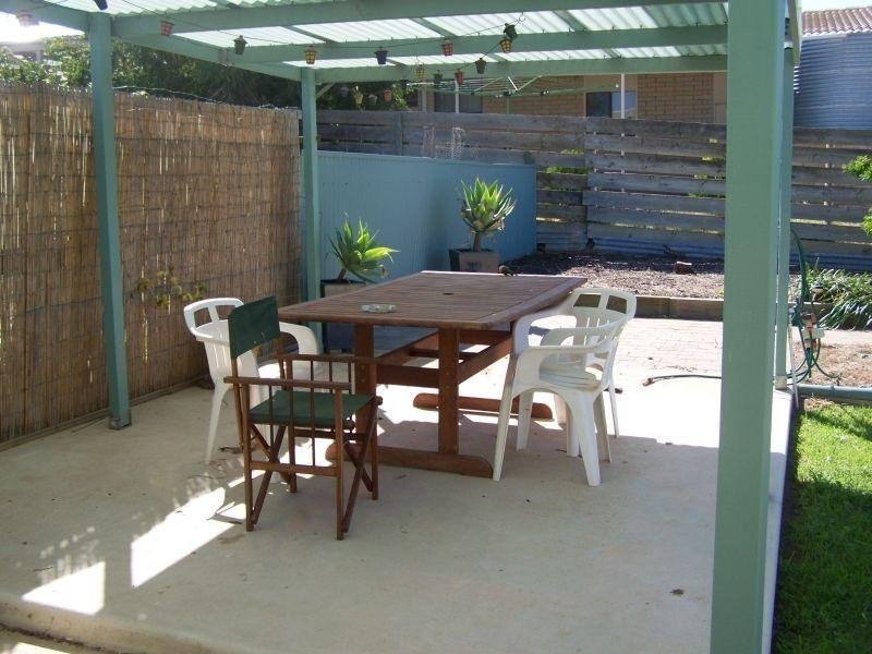 2/10 Mackay Street, Port Broughton SA 5522