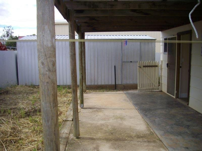 14 Sixth Street, Gladstone SA 5473