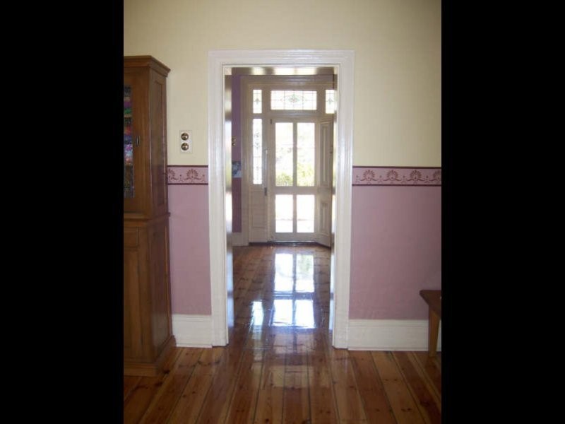 8 Eyre Road, Crystal Brook SA 5523