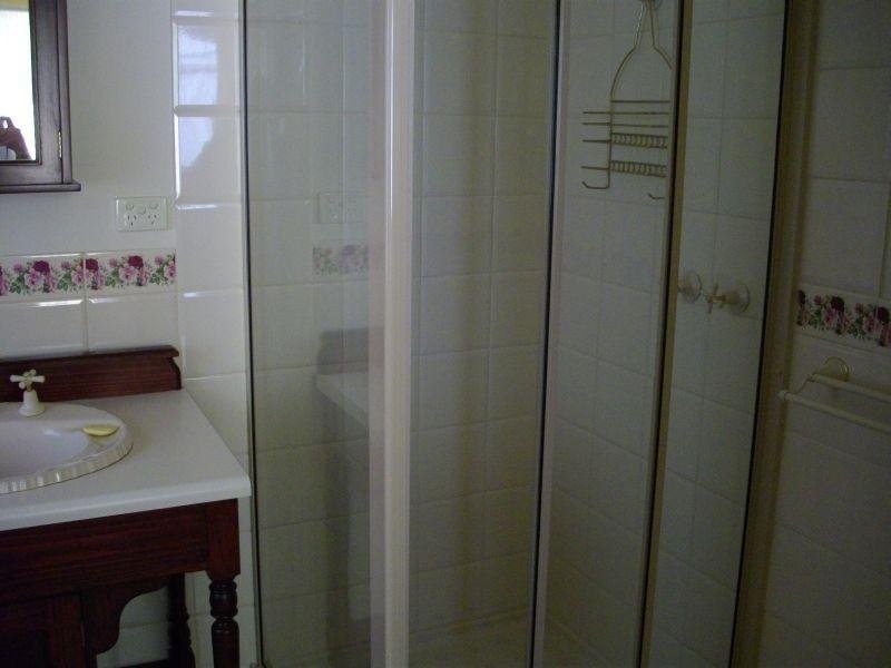 8 Eyre Road, Crystal Brook SA 5523