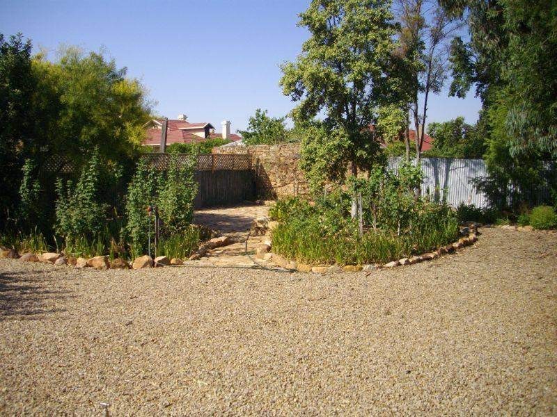 8 Eyre Road, Crystal Brook SA 5523