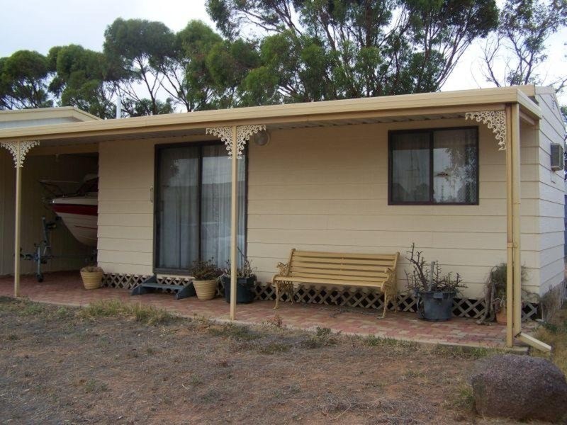 39 Dolphin Road, Fisherman Bay SA 5522