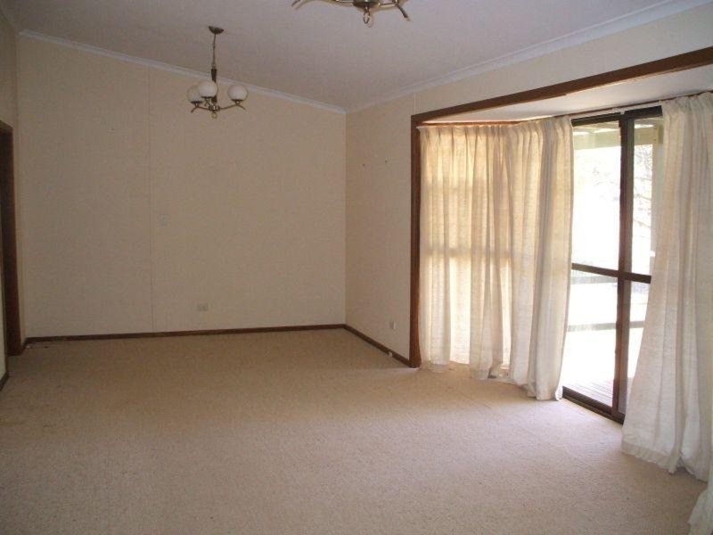 10 Hollywood Road, Gladstone SA 5473