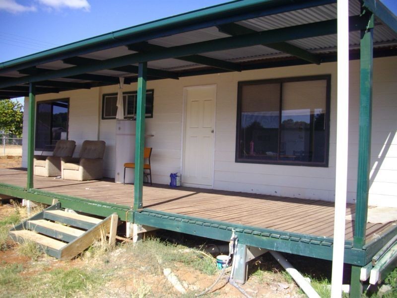 11 Fourth Street, Wirrabara SA 5481