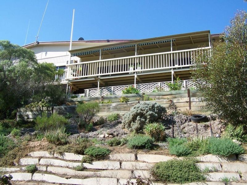 121 Fisherman Bay Road, Port Broughton SA 5522