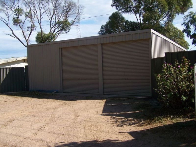 121 Fisherman Bay Road, Port Broughton SA 5522