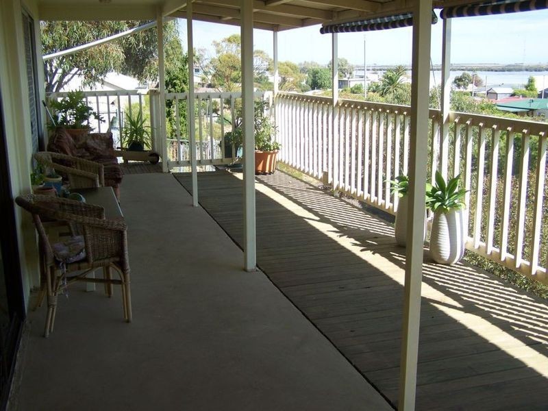 121 Fisherman Bay Road, Port Broughton SA 5522