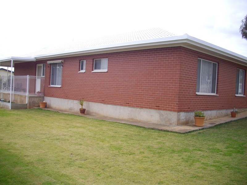 14 High Street, Wirrabara SA 5481