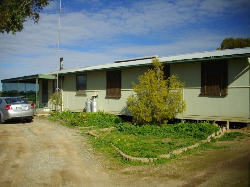 3 South Terrace, Laura SA 5480