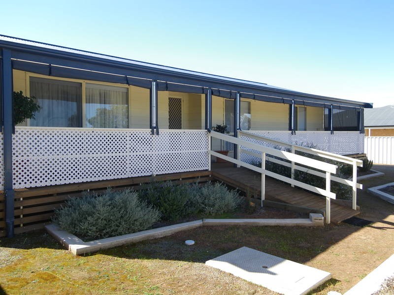 13 Binney Street, Crystal Brook SA 5523