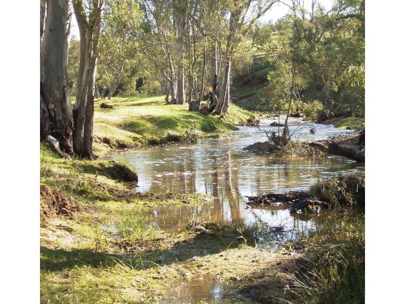 Stonehut Via Laura, Laura SA 5480