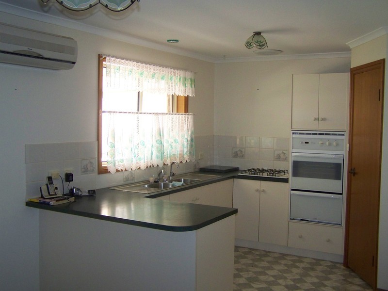 1 Penang Drive, Port Broughton SA 5522