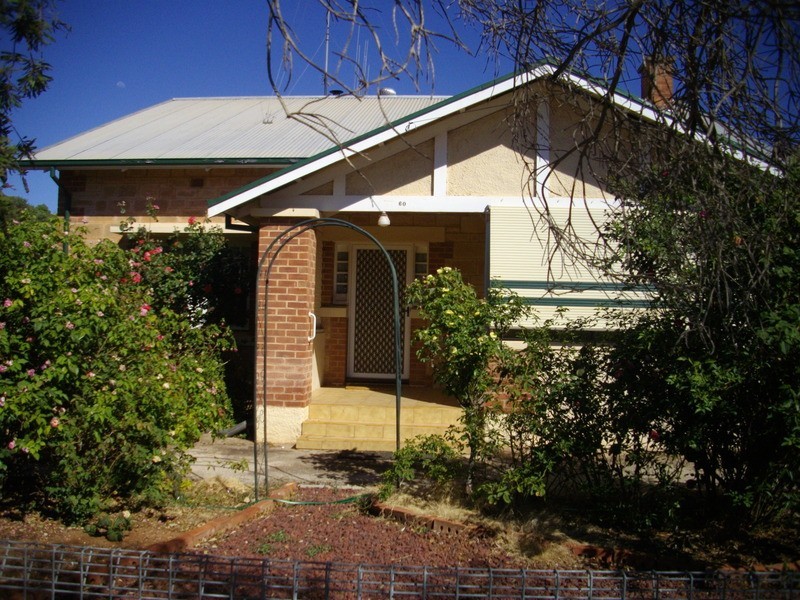 60 Park Terrace, Gladstone SA 5473