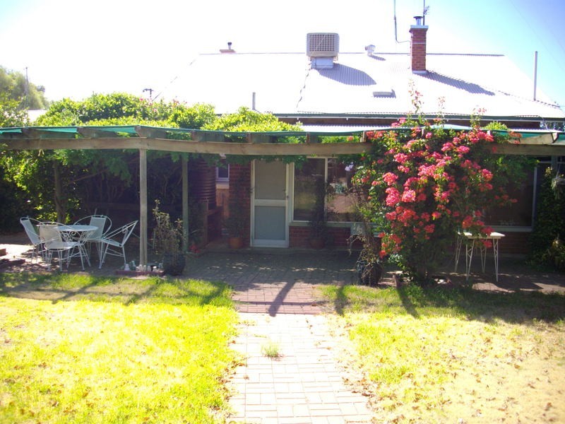 60 Park Terrace, Gladstone SA 5473