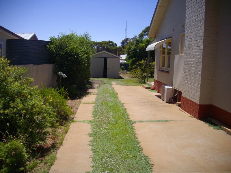 23 Sixth Street, Gladstone SA 5473