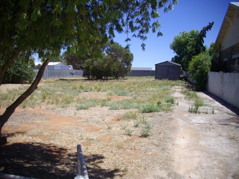 62 Park Terrace, Gladstone SA 5473