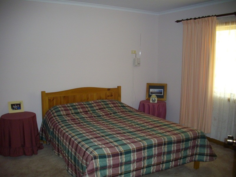 11 West Terrace, Laura SA 5480