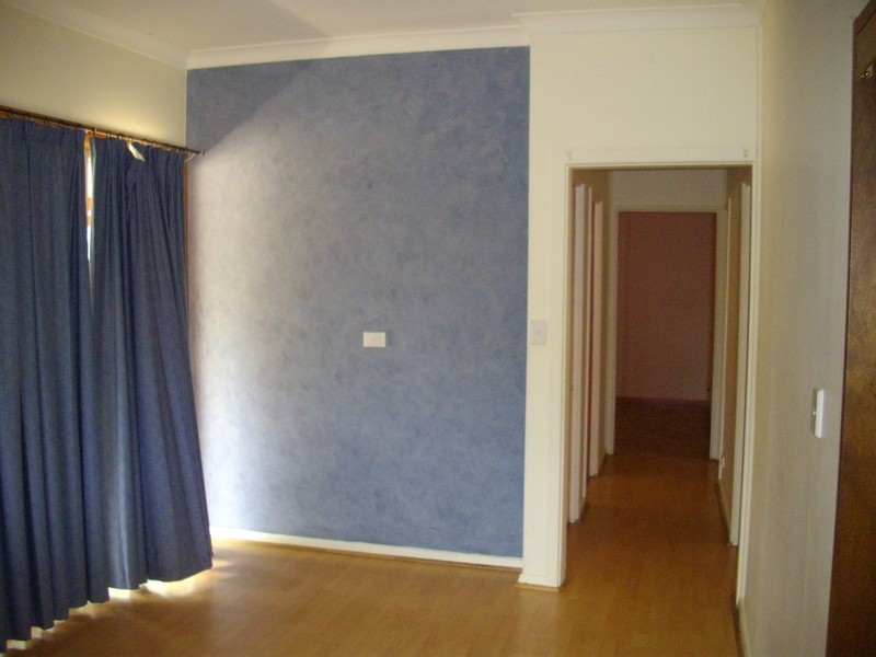 11 Bristow Street, Laura SA 5480