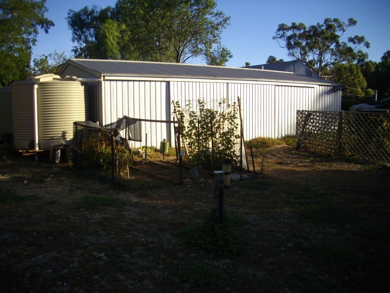 12 Sixth Street, Wirrabara SA 5481