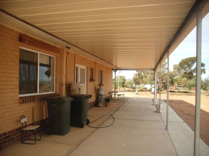 605 Scenic Drive, Napperby SA 5540