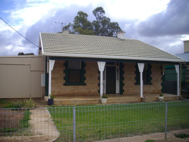 32 Fifth Street, Gladstone SA 5473