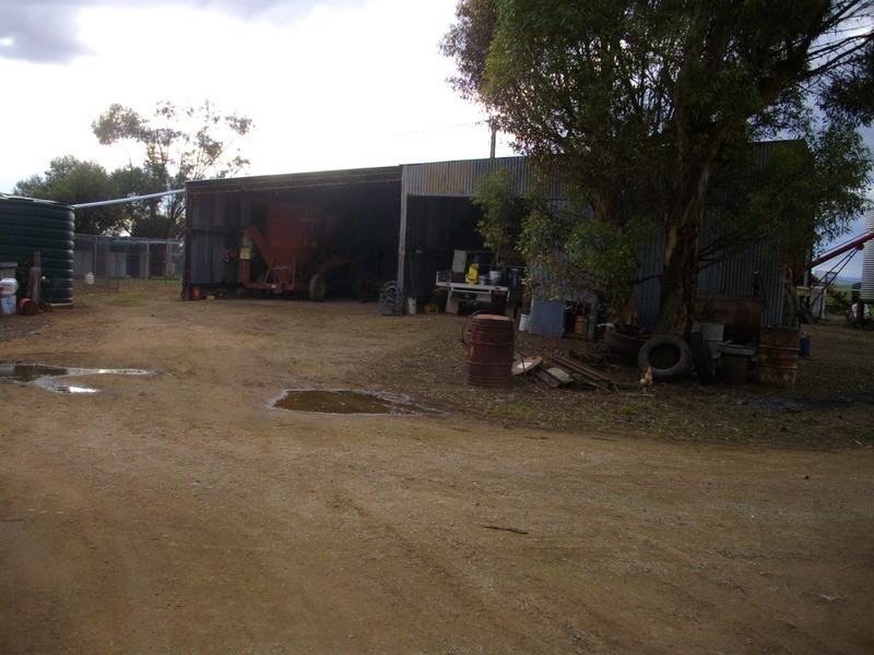 Cattletrack Road, Redhill SA 5521