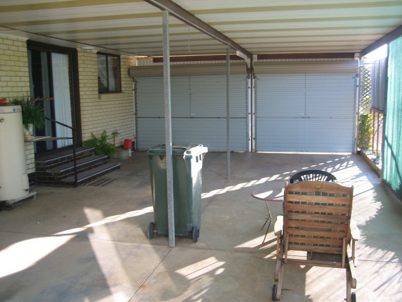 5 Cross Street, Port Broughton SA 5522