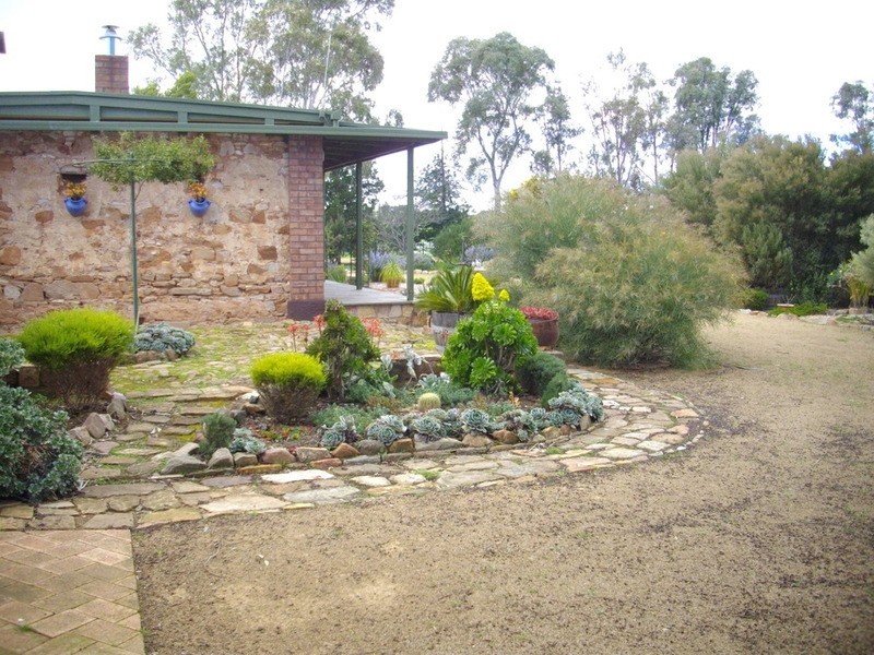 Murray Street, Stone Hut SA 5480