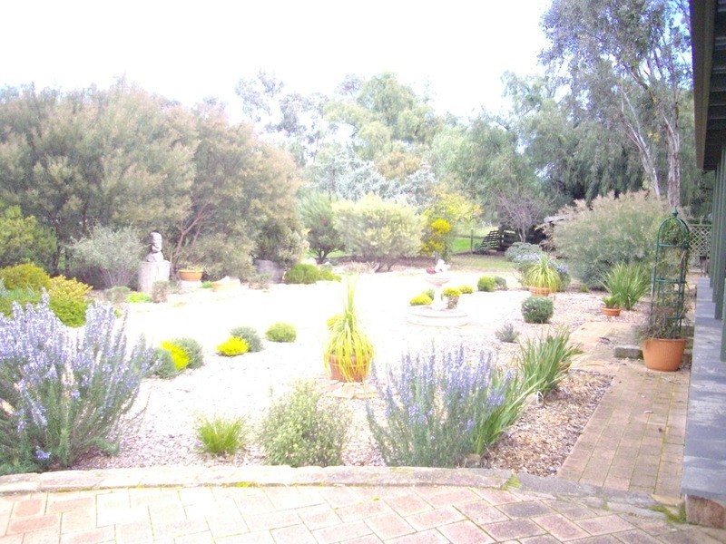 Murray Street, Stone Hut SA 5480