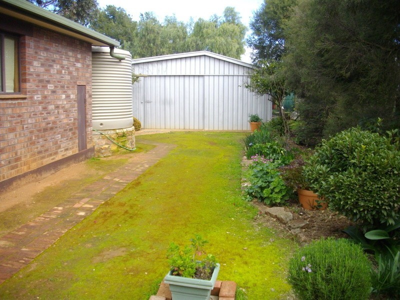 Murray Street, Stone Hut SA 5480