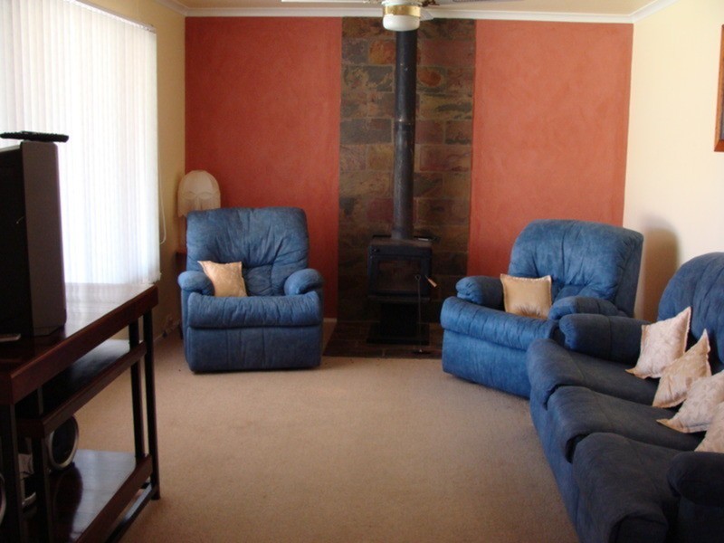 8 Garden Street, Laura SA 5480