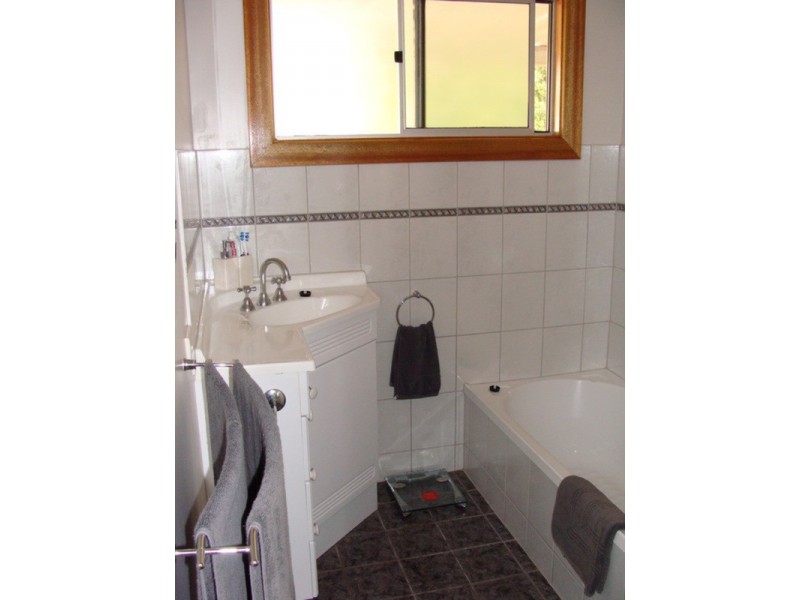 8 Garden Street, Laura SA 5480