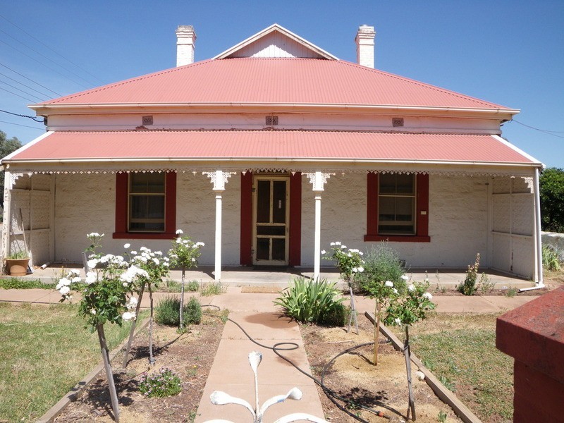 1 Mill Street, Laura SA 5480